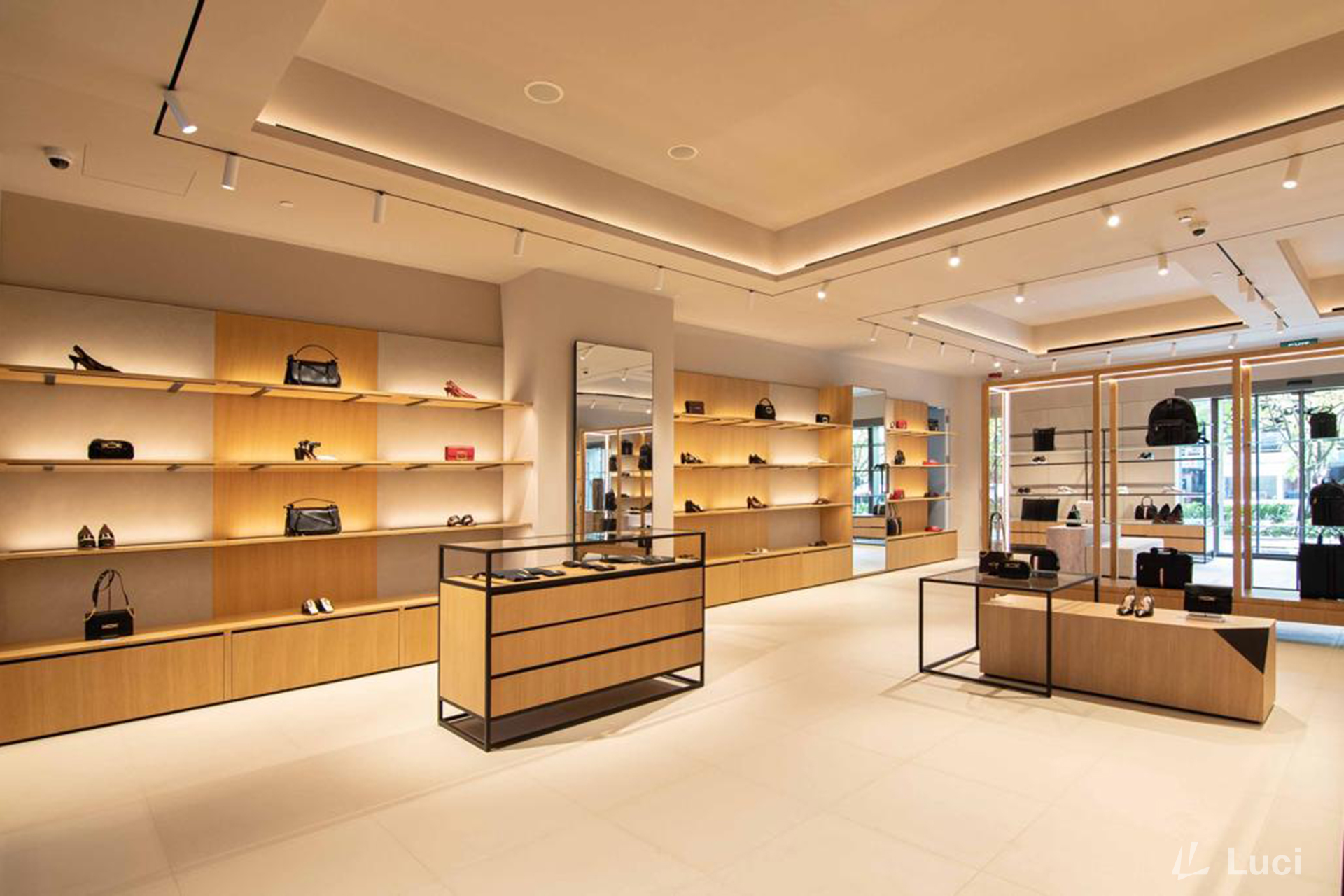 Bally Shop