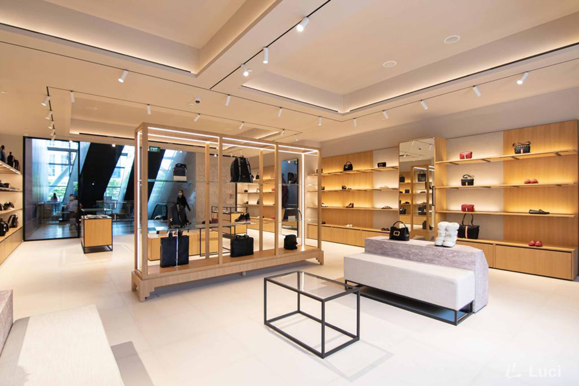Bally Shop