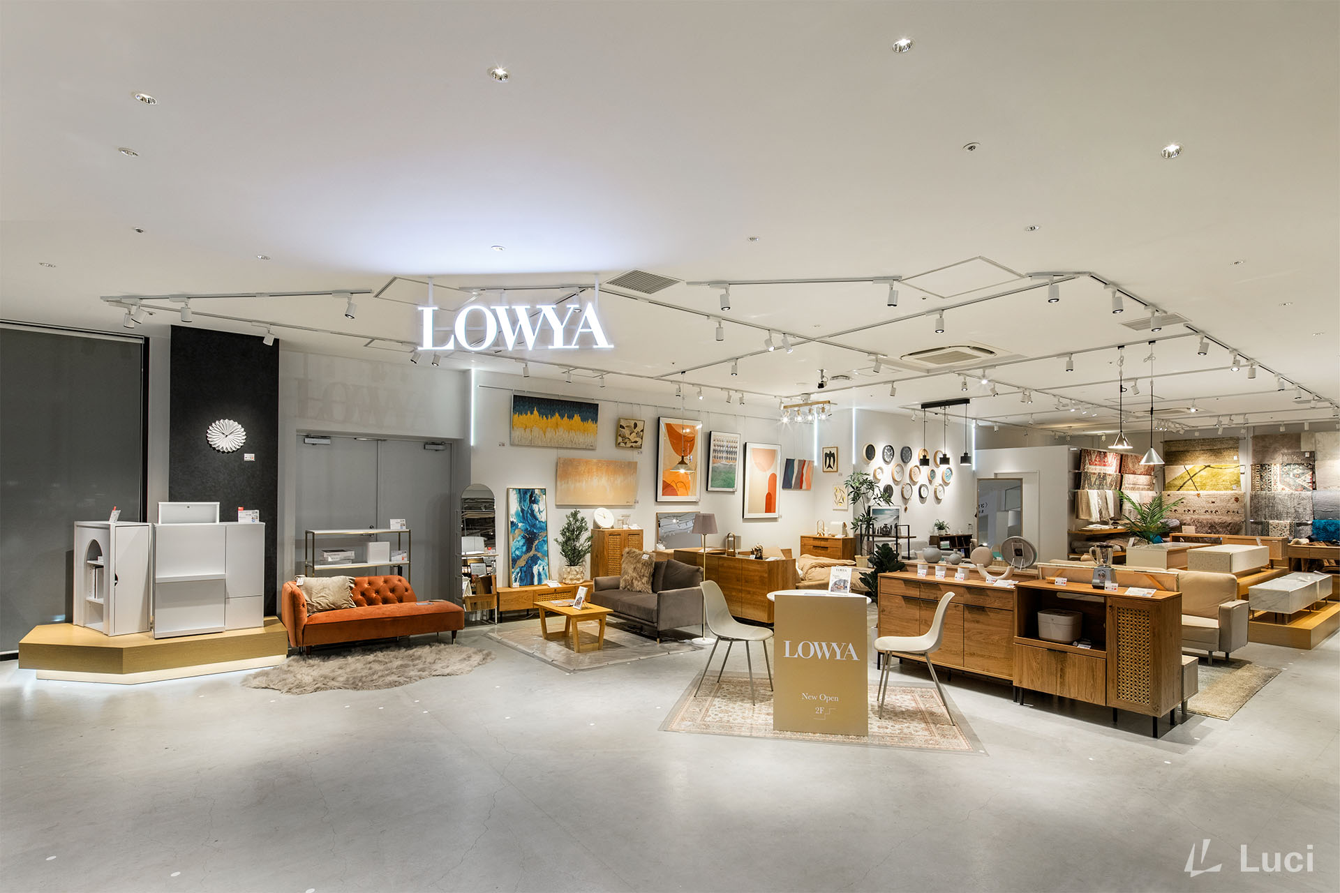 LOWYA Nagoya Minato store